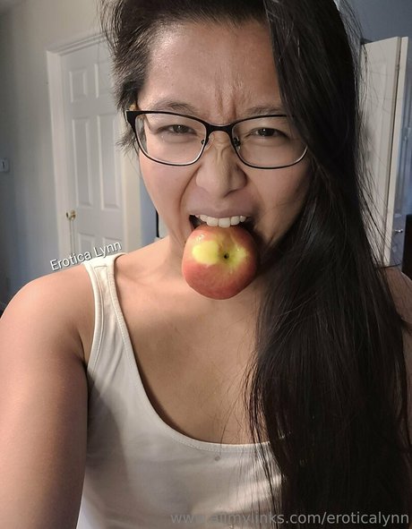 berühmte kostenlose onlyfans schöne nackte bild