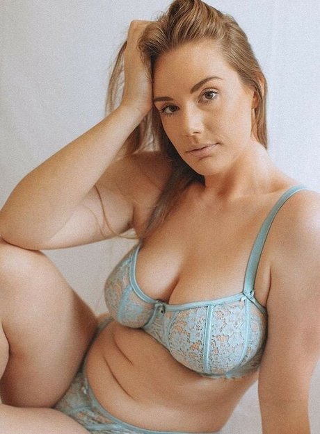 Amelia Jaane nackten fotos