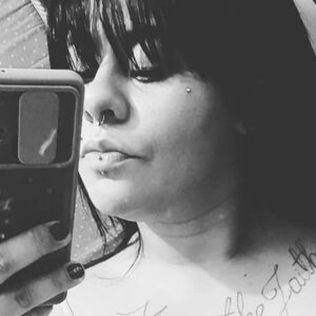 Carolinne Abreu top perfekte archiv