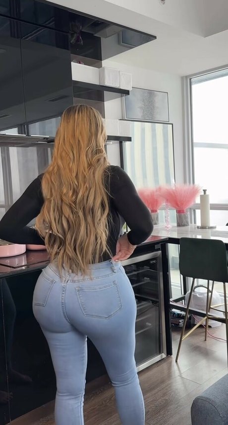 asiatische gilf-onlyfans erotische akt galerien