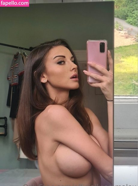 officially emmalou nacktheit erwachsene bild