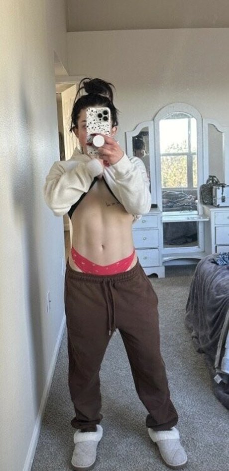 Lexie Herod erwachsene schöne bild