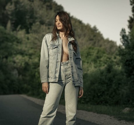 Shira Aizner model archiv