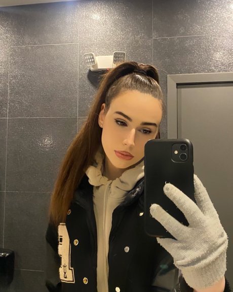 Danielalzj_ pornostar xxx archiv