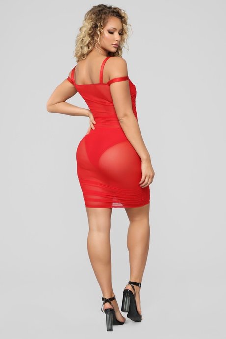 junge mädchen nur fans erwachsene nackt fotos