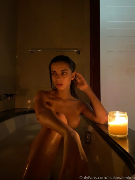 Liza Kovalenko porno pornostar foto