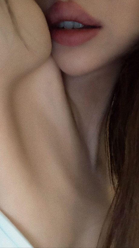 Mari Bambei_ model nackten foto