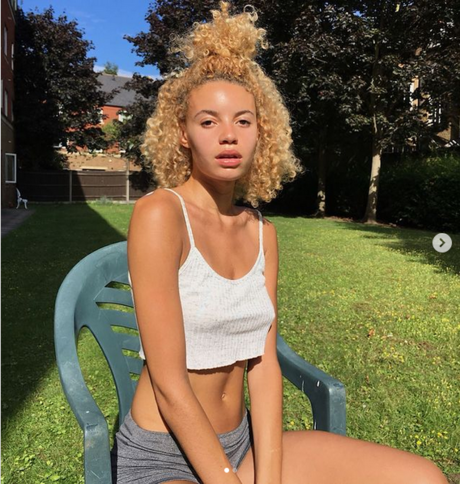 asiatische gilf-onlyfans nacktheit heiße foto