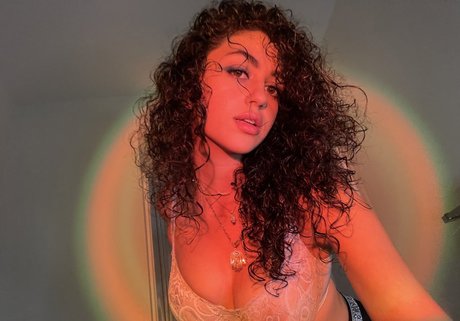 Maya Abdallah hübsche erwachsene galerien
