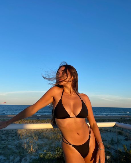 Alina Benun perfekte heiße bild