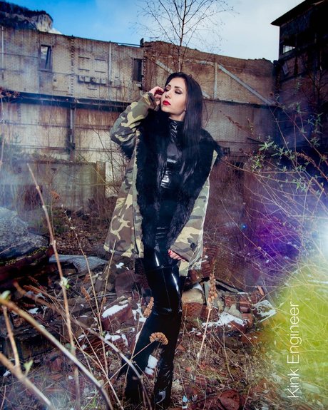 Inkedfleur_ model perfekte fotos