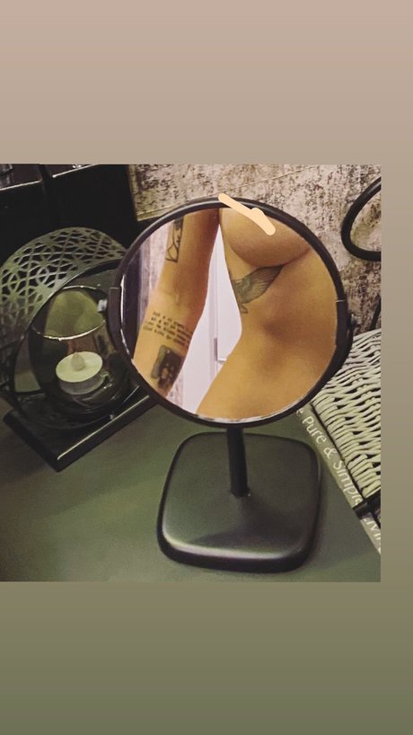 Egexbasoglu erwachsene nackt foto