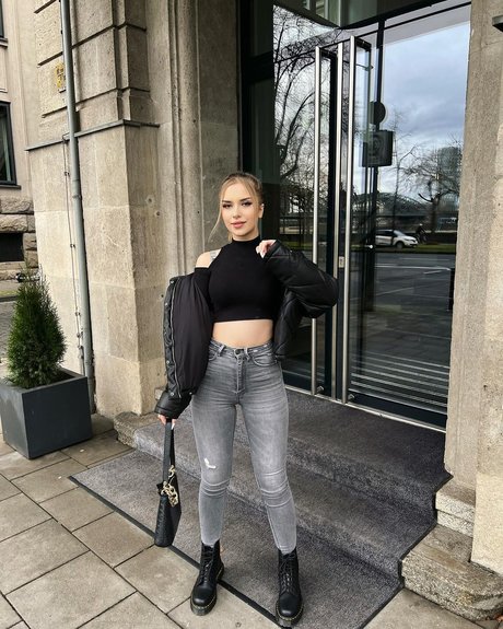 Letsnastja_ pornostar kunst archiv