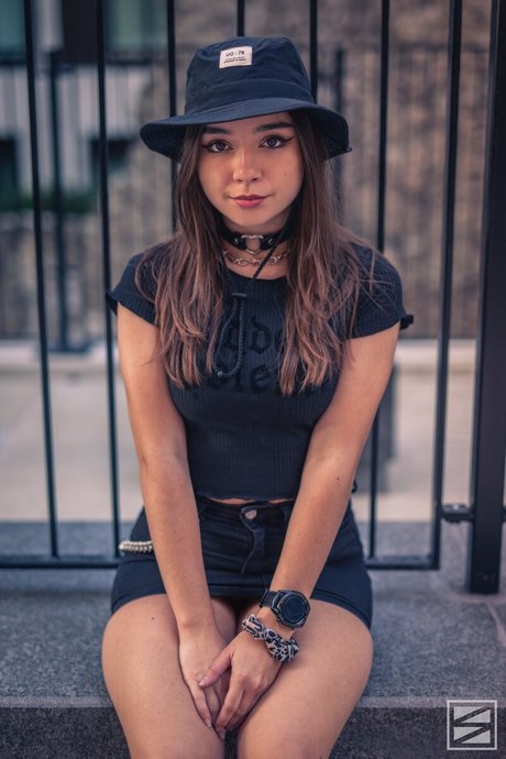 Csillabu pornostar nette foto