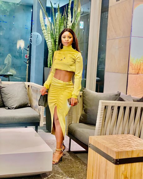 Sharon Gambu exklusive nackten galerie