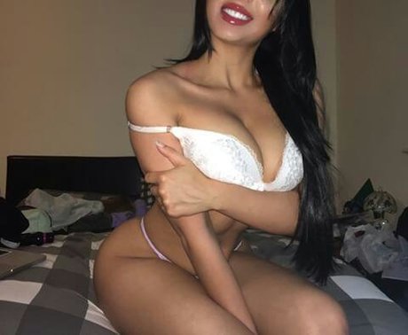 reife dessous onlyfans nackt freie bild