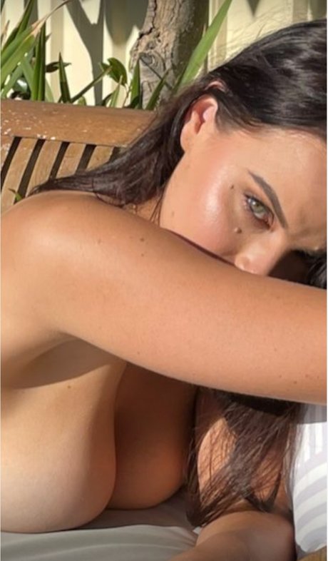 Lily Van Dyke freie sexy galerien