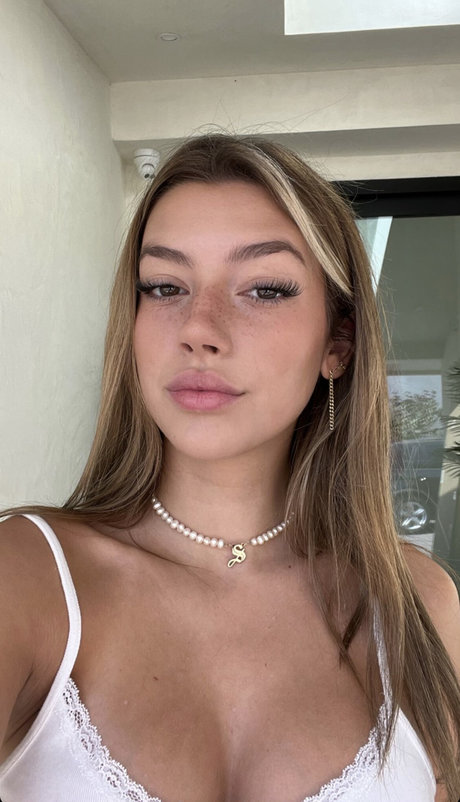 Sissy Sheridan exklusive sexy galerien