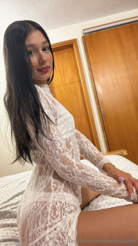 Dannavaldez nackt kostenlose bild