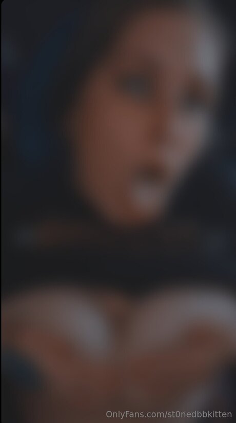 St0nedbbkitten pornografische bilder
