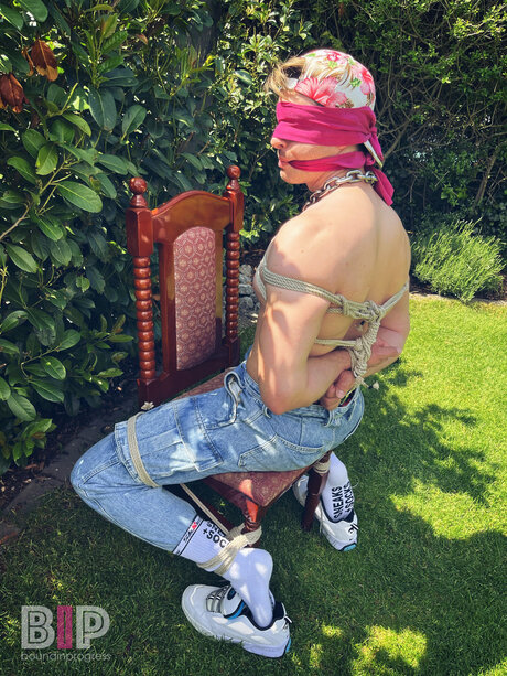 Boundinprogress pornostar nackten bild