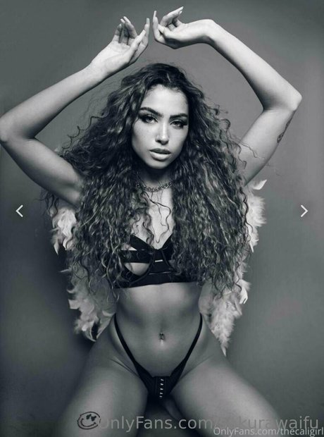 milf brille onlyfans sexy nackte galerie