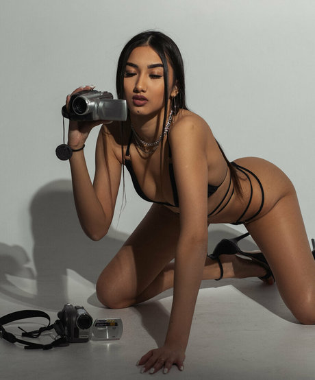 unasbombitas nacktheit schöne foto