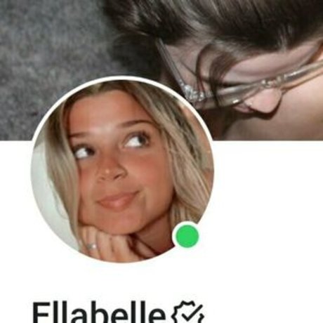 ellabelleeee pornostar sexy foto
