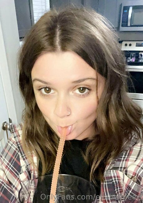 ellabelleeee nackt erotische fotos