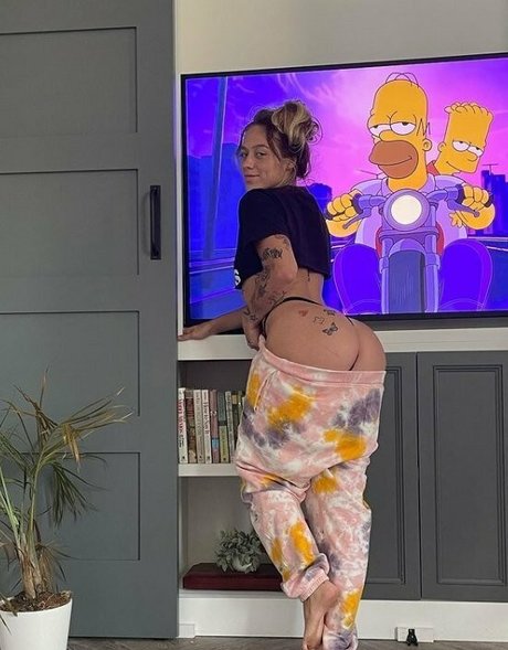 zahnspangen onlyfans exklusive perfekte bilder