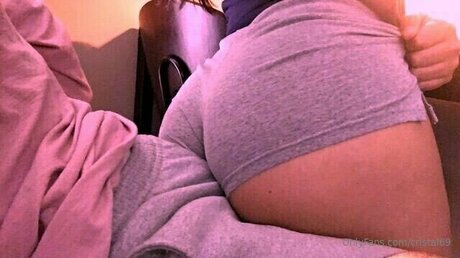 Cristal69 xxx nackten bild