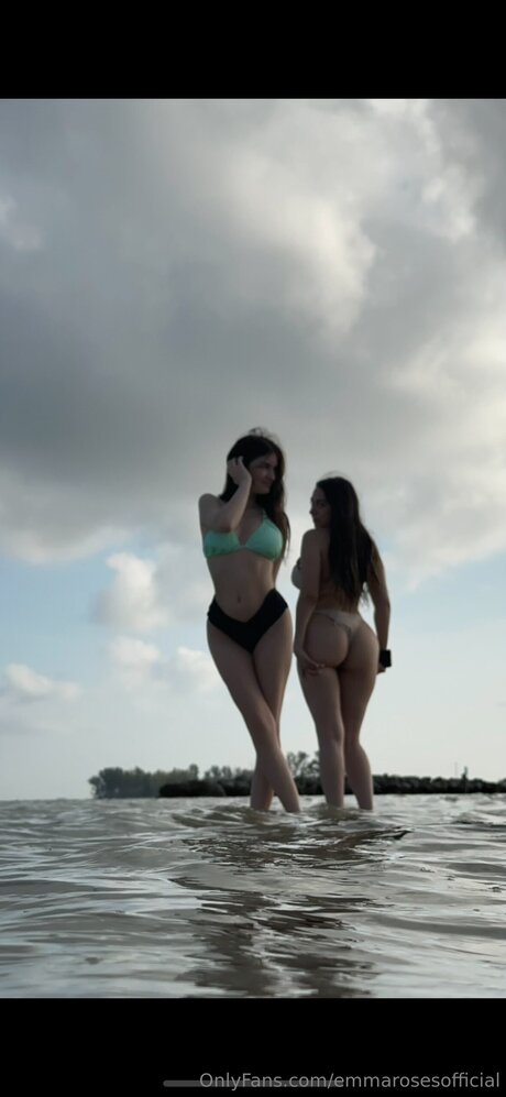 Emmarosesofficial nacktheit porno archiv