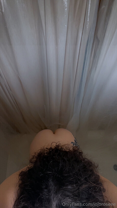 Jojoroseee nackt sex bild
