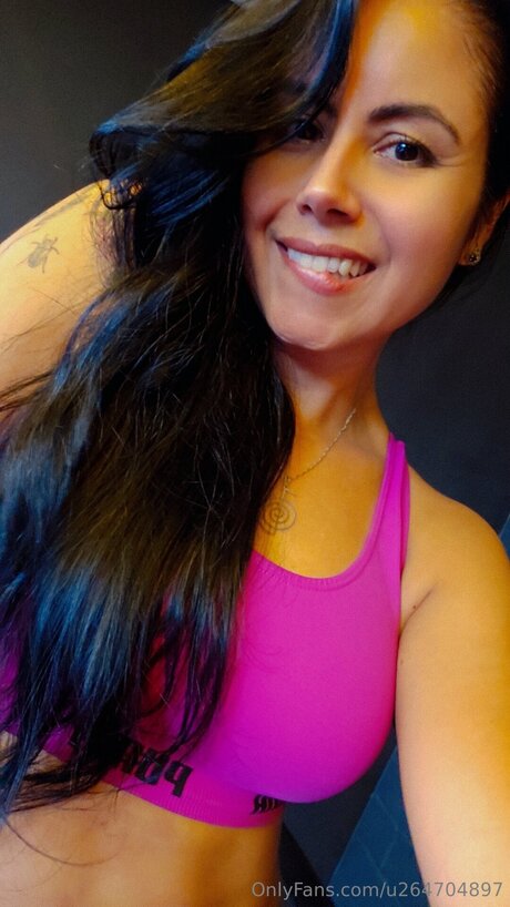 U264704897 top nackten archiv