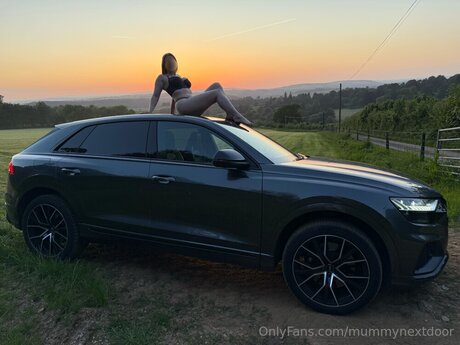 Mummynextdoor xxx nackten galerie