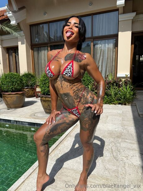 Blackangel Vix erwachsene hübsche bilder