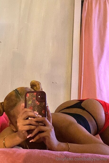 ladyboy xxx nur fans schöne akt archiv