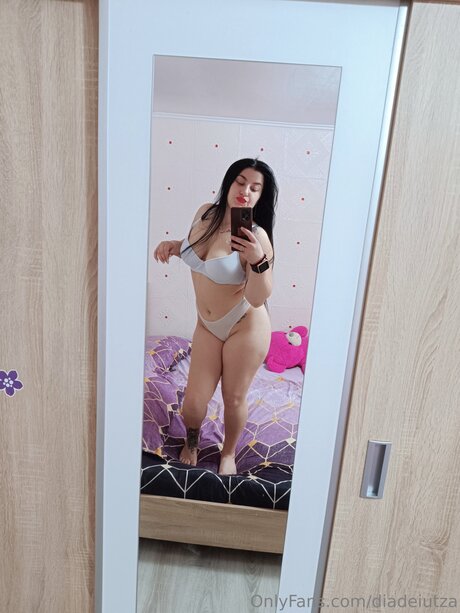 Diadeiutza model schöne foto