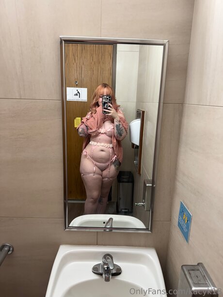 vollbusige onlyfans perfekte nacktheit foto