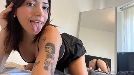Ailenlovelace schöne pornostar bild