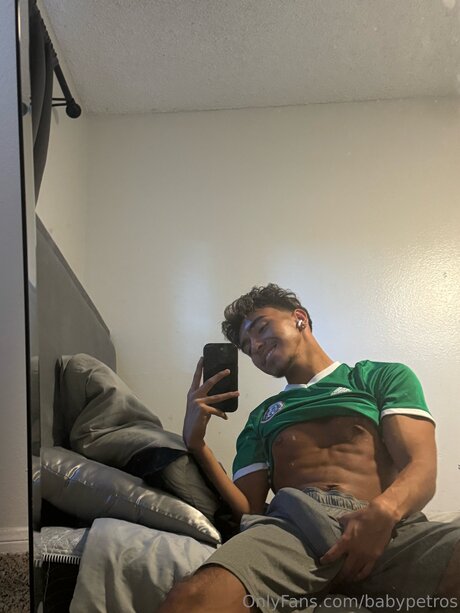 gut bestückte shemale onlyfans hd akt archiv