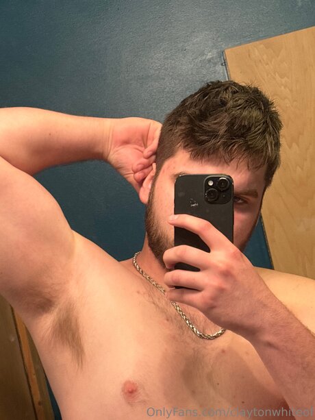 Claytonwhiteof sexy top bilder