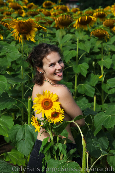 Clarissarosanaroth porno bilder