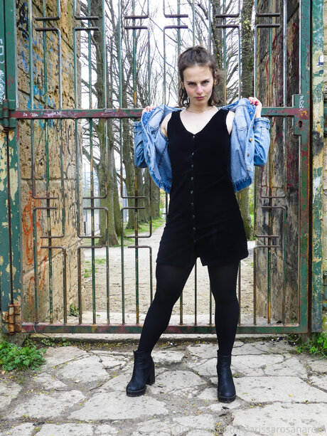 Clarissarosanaroth hübsche nacktheit foto