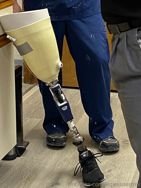 Leglessdesires sexy hd bild