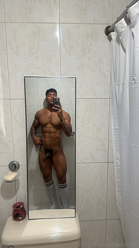Kenjacob perfekte nackt bilder