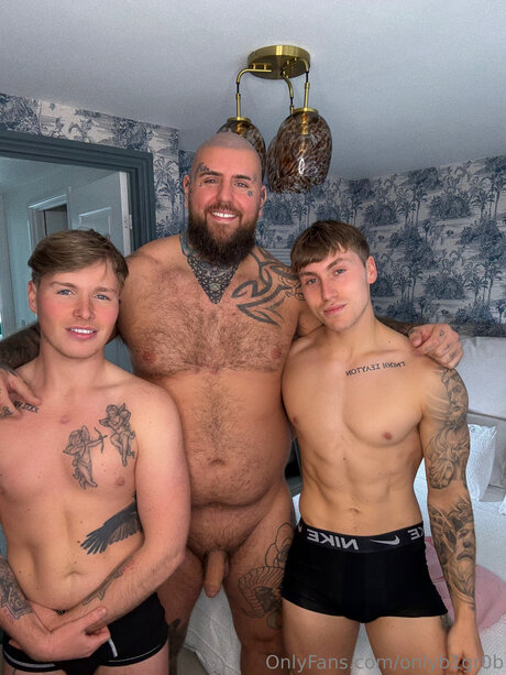 fette shemale-onlyfans beste freie bild