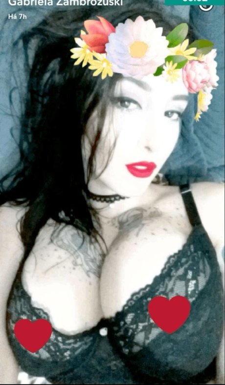 Gabriela Zambrozuski pornostar nacktheit bild