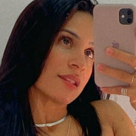 Lessasilva porno nackt bild