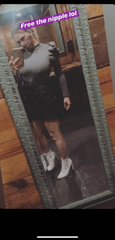 Sara Civian nackten galerie